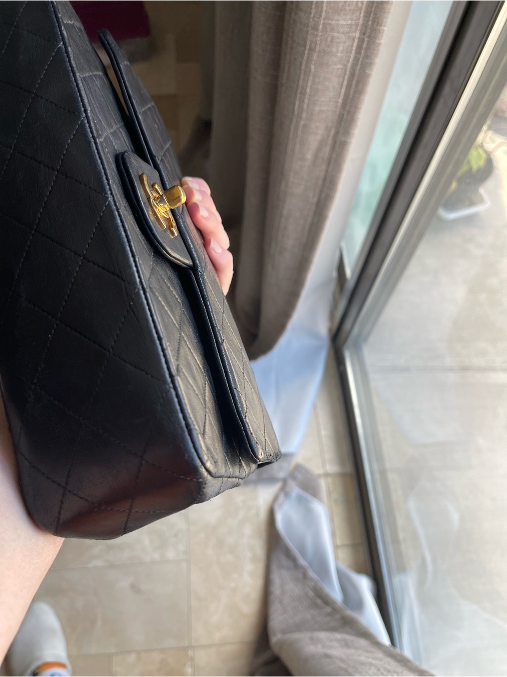 CHANEL Vintage Medium Flap - Picture 5 of 12